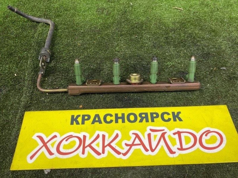 Форсунка Toyota Wish ZNE14G 1ZZ-FE 01.2003 (б/у)