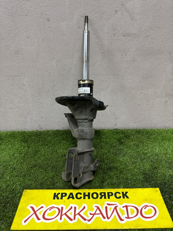 Стойка подвески Honda Stream RN1 D17A 10.2000 передняя правая (б/у)