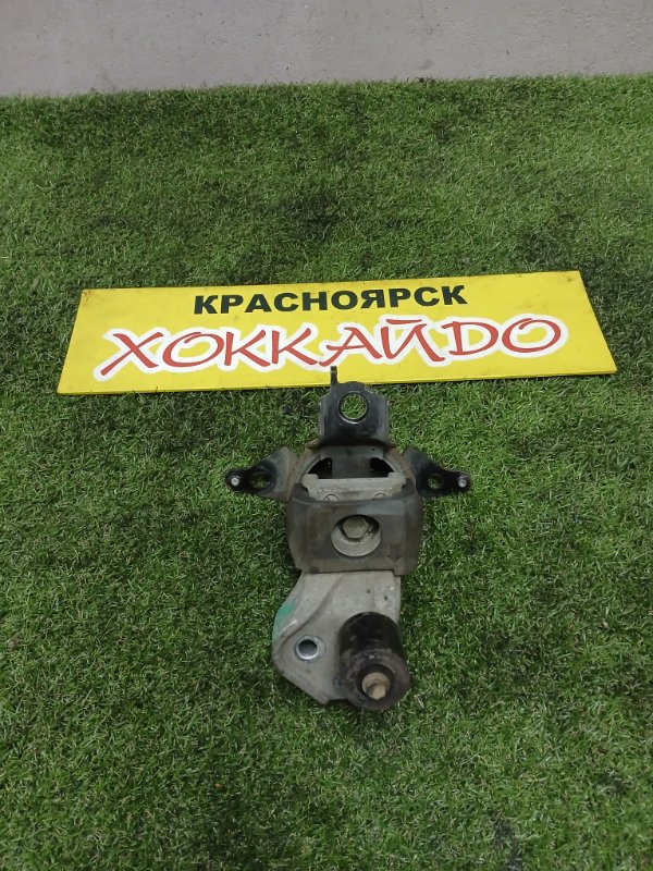 Подушка двигателя Toyota Ist NCP60 2NZ-FE 05.2002 правая (б/у)