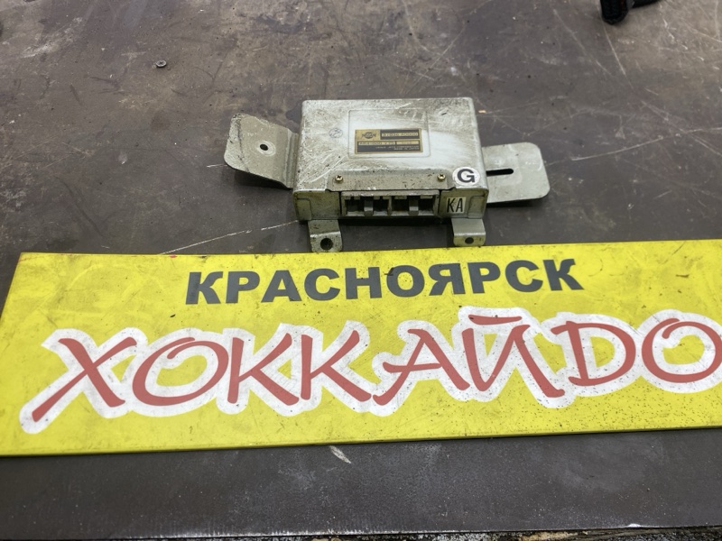 Блок управления КПП Nissan Presage U30 KA24DE 06.1998 (б/у)