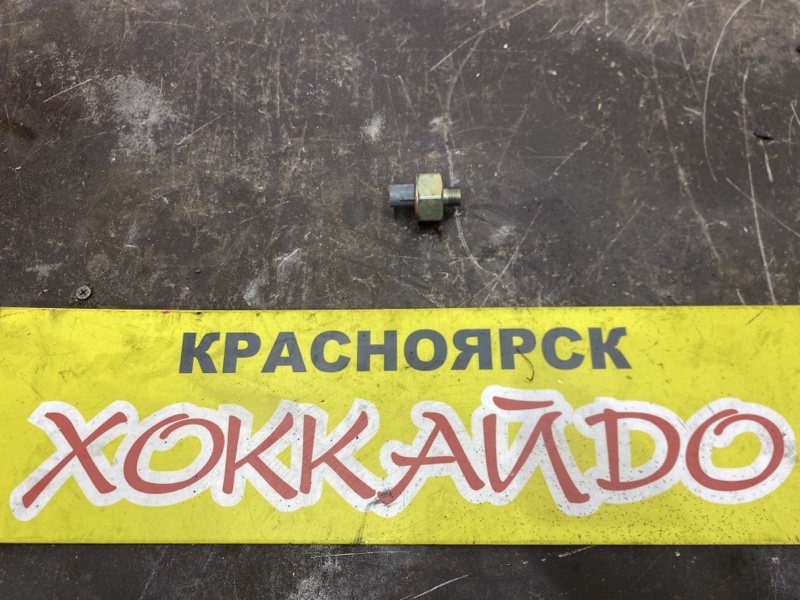 Датчик детонации Toyota Gaia ACM10G 1AZ-FSE 04.2001 (б/у)