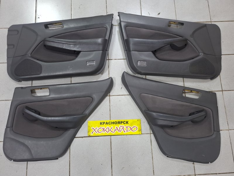 Обшивка двери Honda Torneo CF3 F18B 06.2000 (б/у)