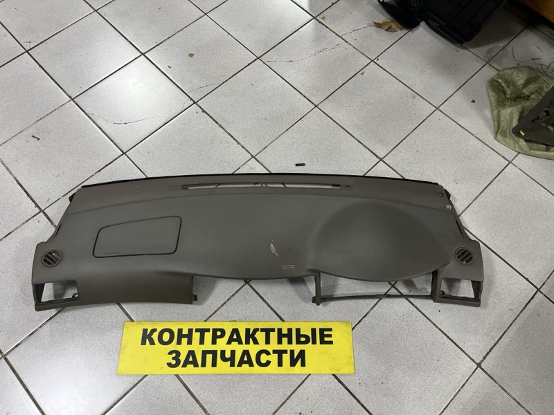 Панель передняя в салон Toyota Corolla NZE121 1NZ-FE 09.2002 (б/у)