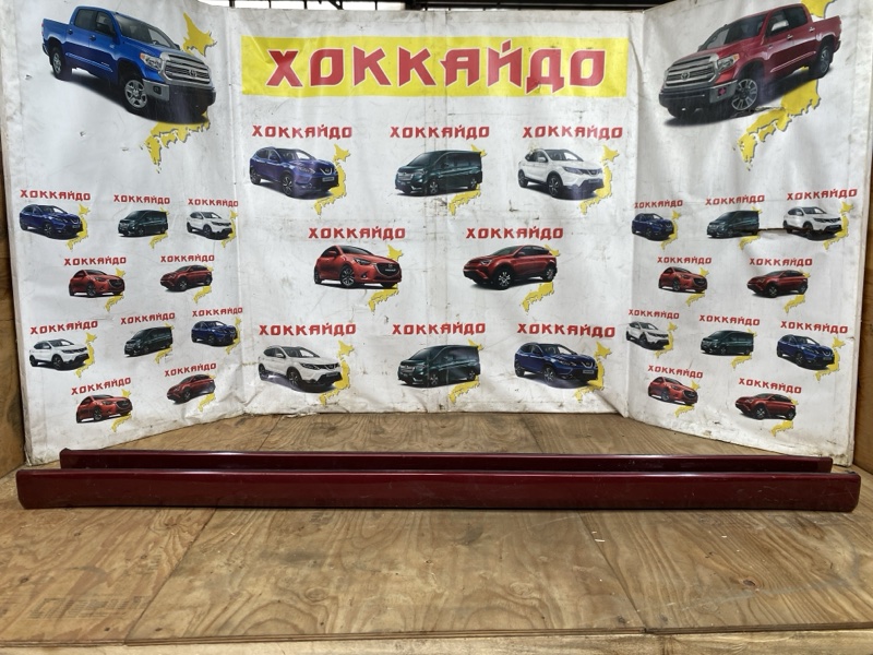 Накладка порога Toyota Ipsum ACM21W 2AZ-FE 10.2003 (б/у)