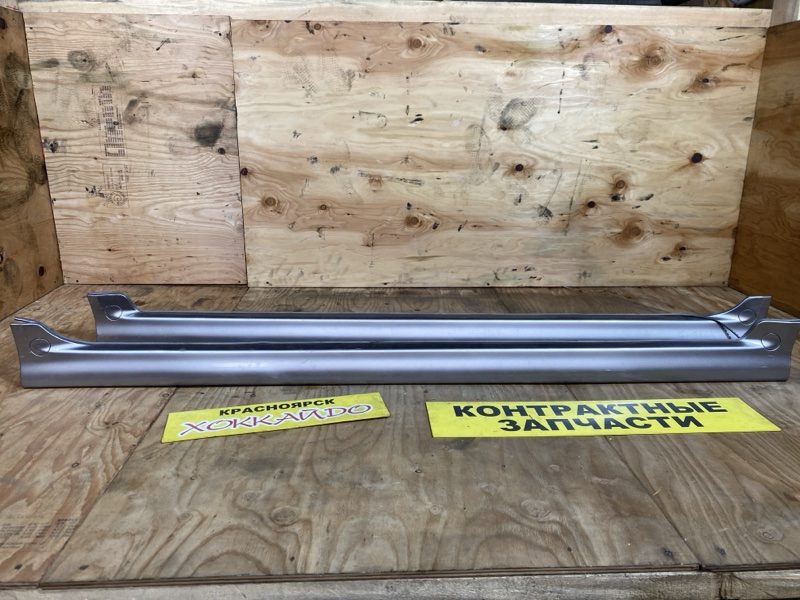 Накладка порога Toyota BB NCP30 2NZ-FE 04.2003 (б/у)
