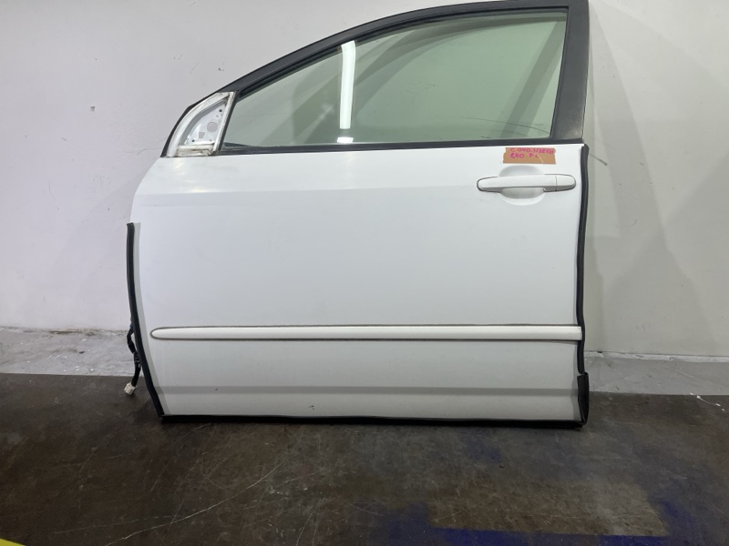 Дверь боковая Toyota Corolla Fielder NZE121G 1NZ-FE 09.2002 передняя левая (б/у)