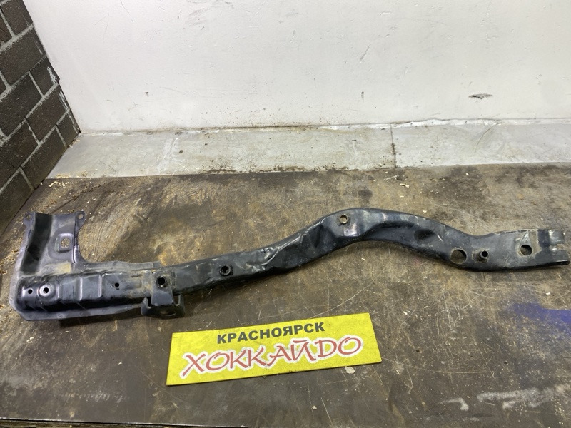 Балка продольная Subaru Forester SG5 EJ205 02.2002 передняя левая (б/у)