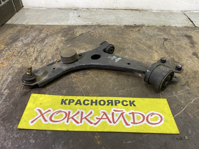 Рычаг подвески нижний Mazda Axela BKEP LF-VE 2007 передний левый (б/у)