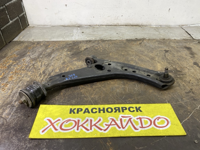 Рычаг подвески нижний Honda Stepwgn RF3 K20A 04.2001 передний правый (б/у)
