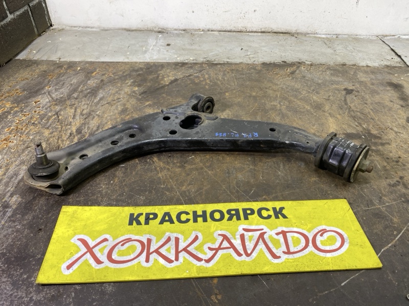 Рычаг подвески нижний Honda Stepwgn RF3 K20A 04.2001 передний левый (б/у)