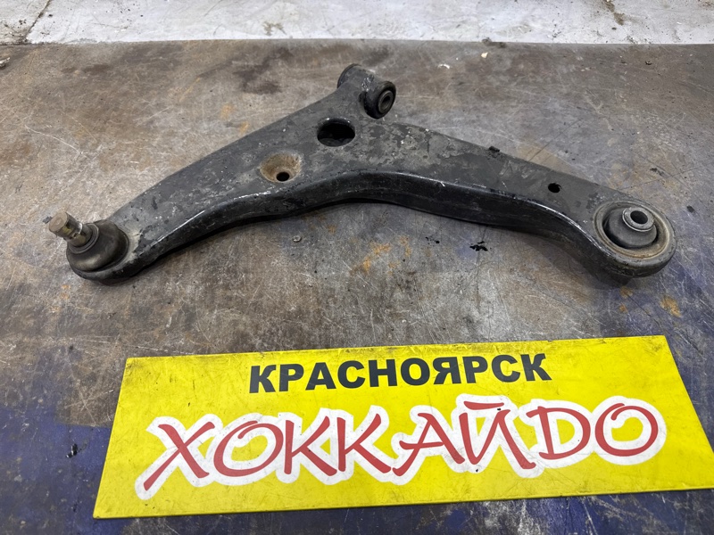 Рычаг подвески нижний Mitsubishi Lancer CS2V 4G15 12.2002 передний левый (б/у)