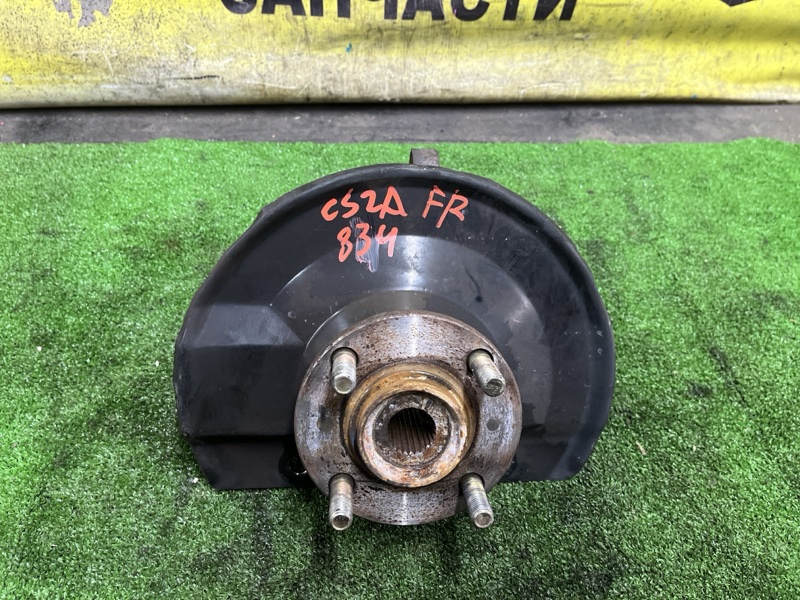 Ступица Mitsubishi Lancer Cedia CS2A 4G15 05.2000 передняя правая (б/у)