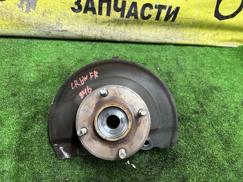 Ступица Mitsubishi Dion CR6W 4G94 05.2002 передняя правая (б/у)