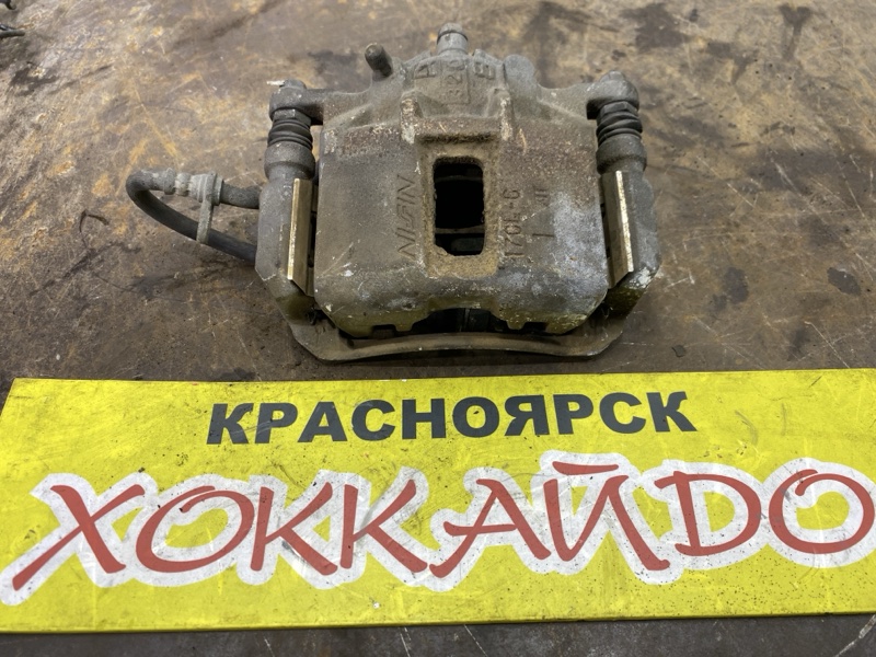 Суппорт Honda Accord CL7 K20A 10.2002 передний правый (б/у)