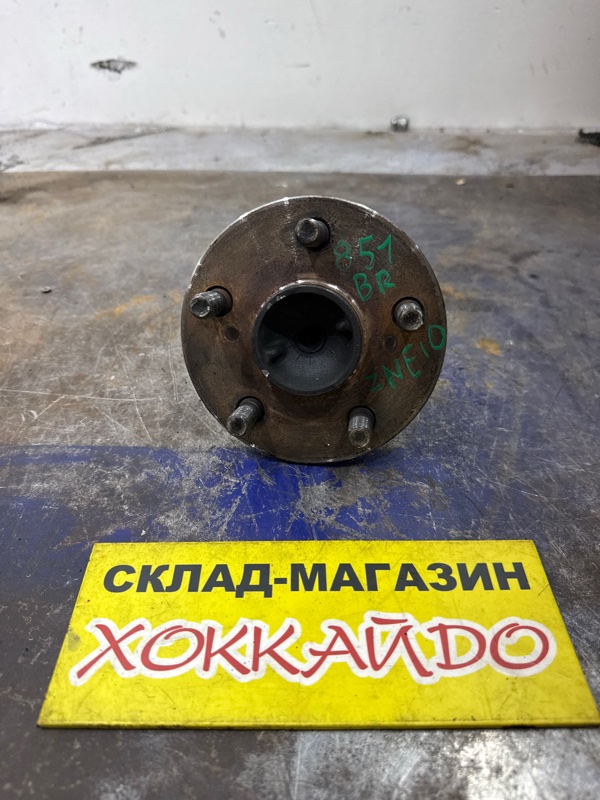 Подшипник ступицы Toyota Wish ZNE10G 1ZZ-FE 09.2005 задний правый (б/у)