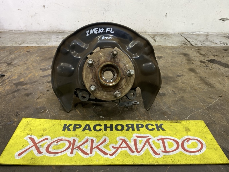 Ступица Toyota Wish ZNE10G 1ZZ-FE 09.2005 передняя левая (б/у)