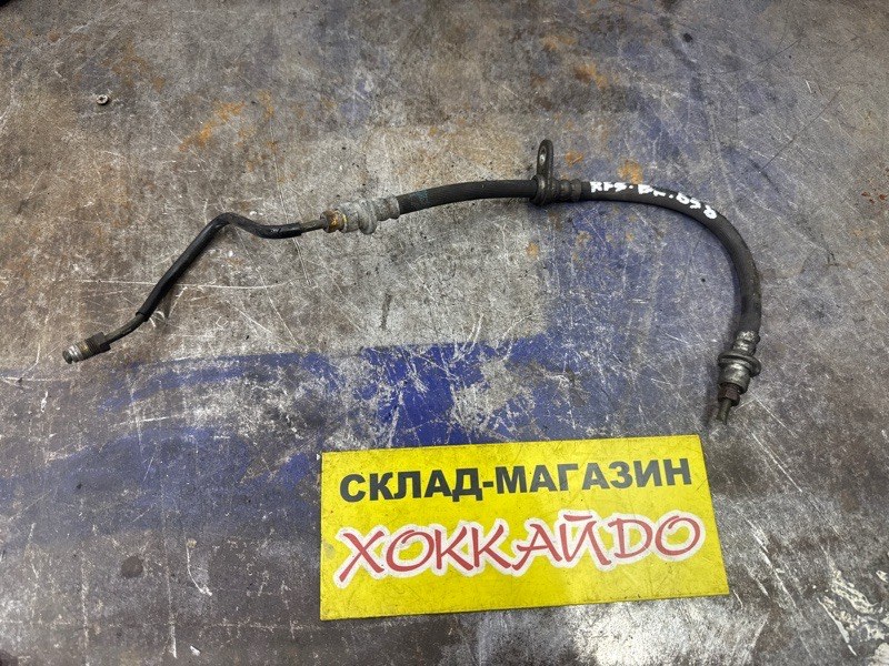 Трубка тормозная Honda Stepwgn RF5 K20A 06.2003 задняя правая (б/у)