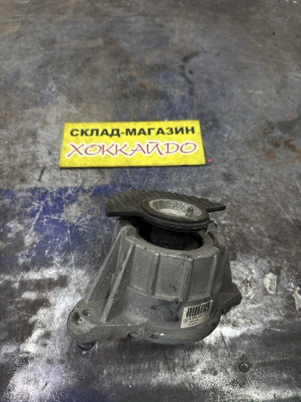 Подушка двигателя Mercedes-Benz E-Class W212 M271 DE18 EVO 05.2009 (б/у)