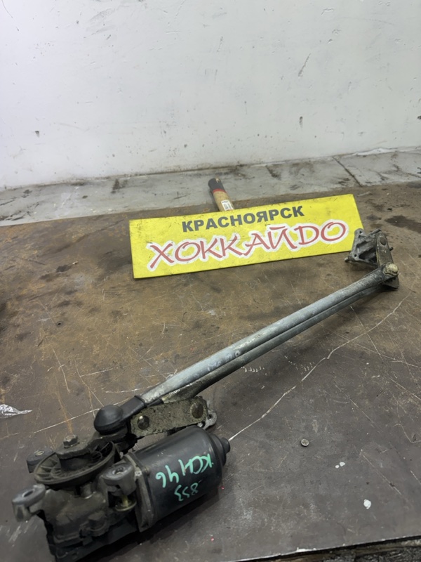 Привод дворников Toyota Hiace Regius KCH46G 1KZ-TE 04.1997 передний (б/у)