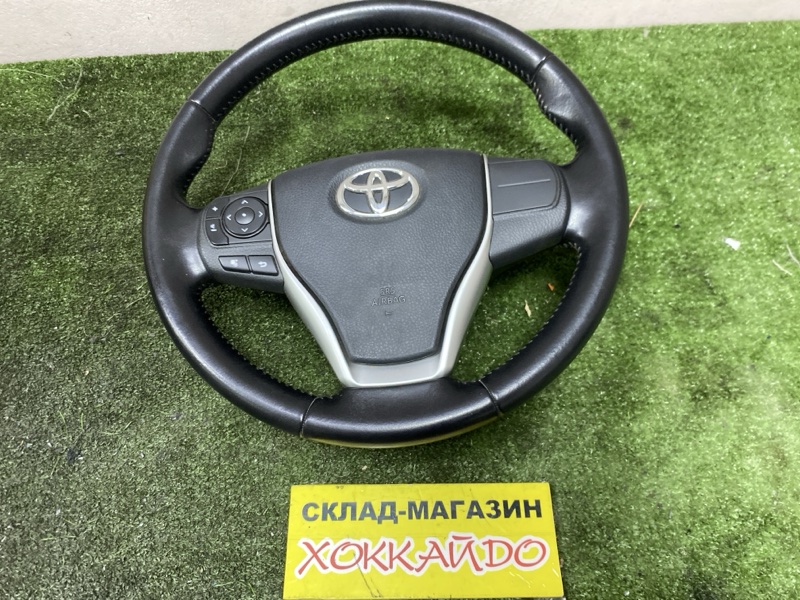 Руль Toyota Noah ZRR85W 3ZR-FAE 01.2014 (б/у)