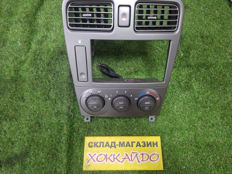 Блок управления климат-контролем Subaru Forester SG5 EJ205 02.2002 (б/у)