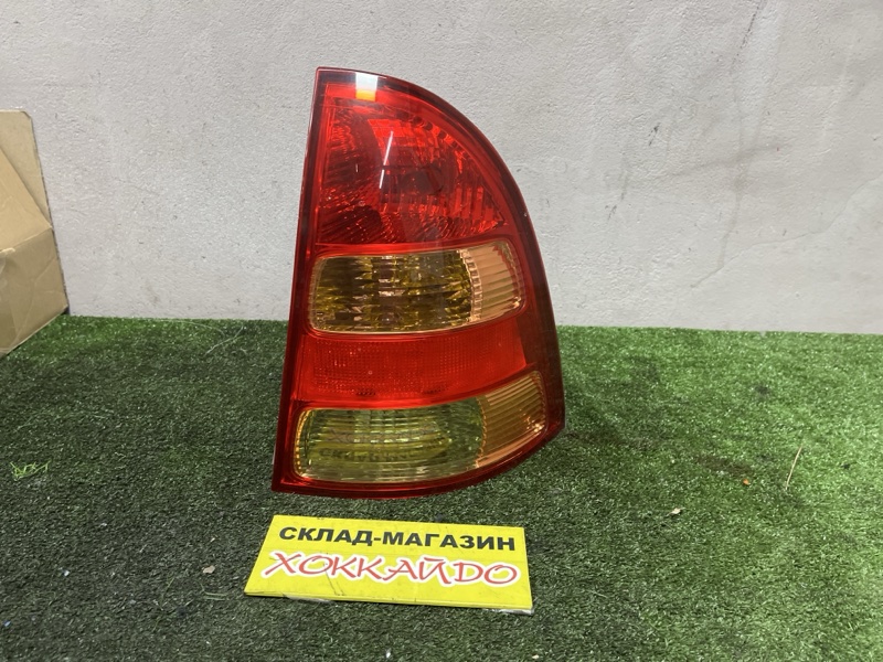 Фонарь стоп-сигнала Toyota Corolla Fielder NZE121G 1NZ-FE 09.2002 задний правый (б/у)