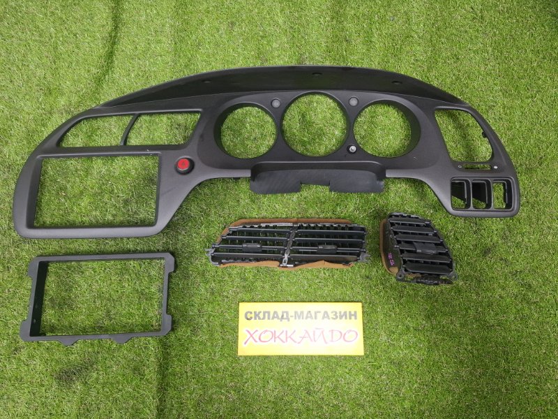 Рамка магнитофона Honda Torneo CF3 F18B 06.2000 (б/у)