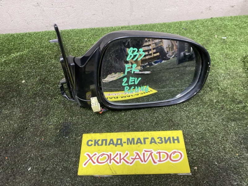 Зеркало боковое Toyota Hiace Regius KCH46G 1KZ-TE 04.1997 правое (б/у)