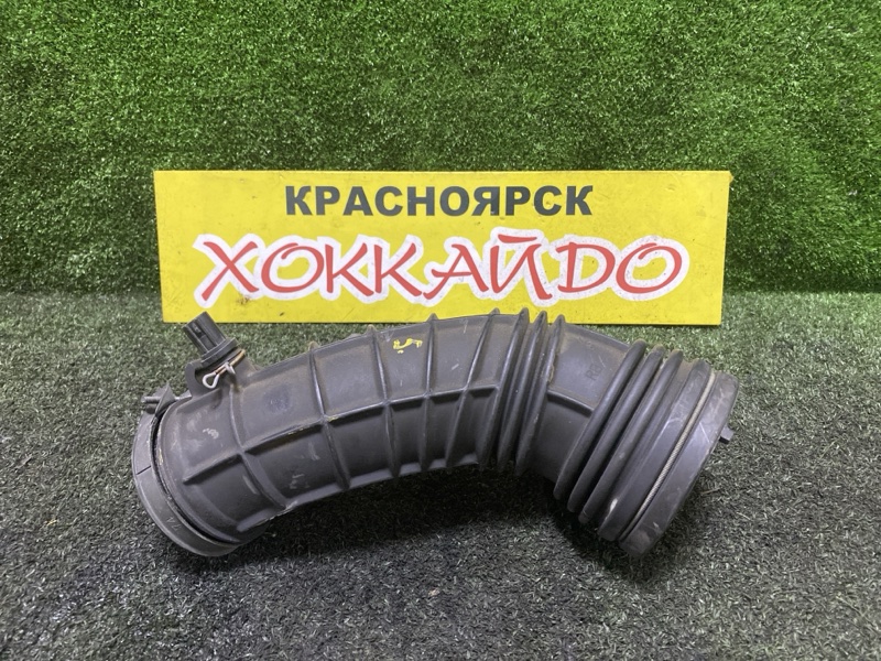 Патрубок воздушного фильтра Honda Accord CL7 K20A 10.2002 (б/у)