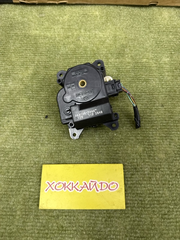 Привод заслонок отопителя Toyota Corolla Spacio NZE121N 1NZ-FE 05.2001 (б/у)