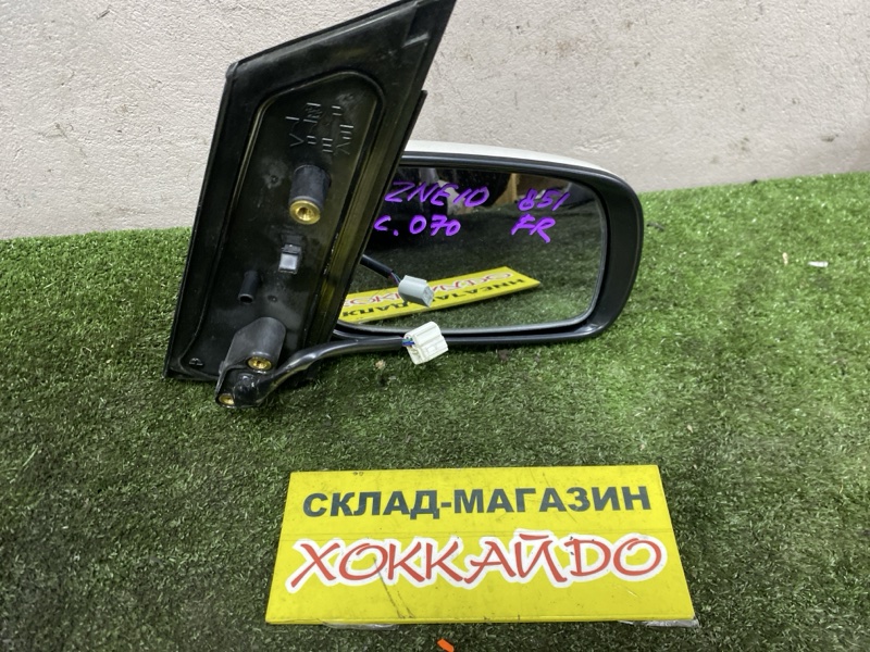 Зеркало боковое Toyota Wish ZNE10G 1ZZ-FE 09.2005 правое (б/у)