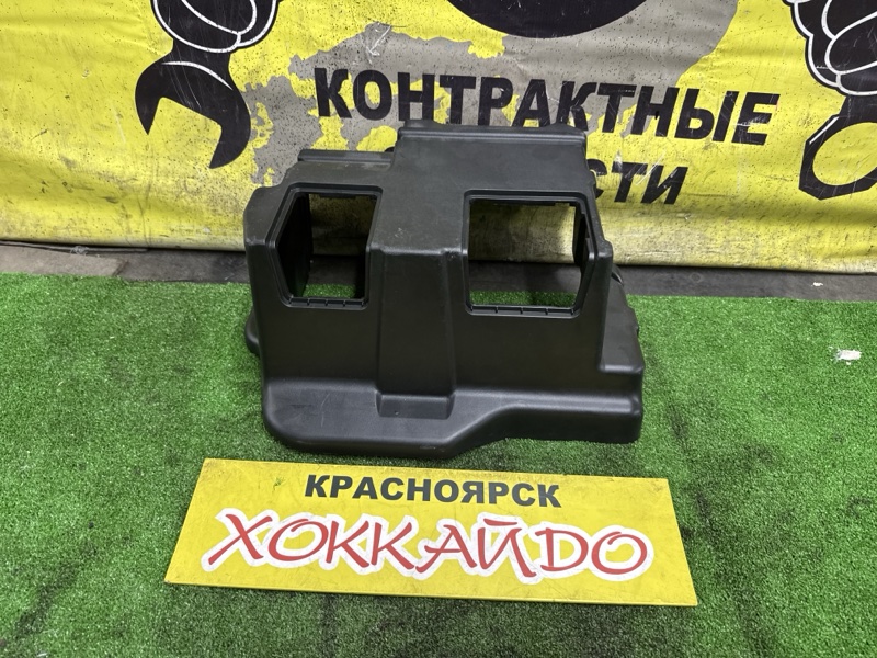 Крепление аккумулятора Toyota Esquire ZWR80G 2ZR-FXE 10.2014 (б/у)