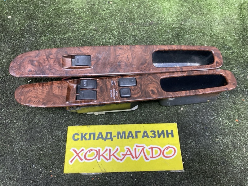 Блок управления стеклоподъемниками Toyota Hiace Regius KCH46G 1KZ-TE 04.1997 (б/у)