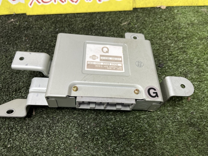 Блок управления КПП Nissan Bluebird Sylphy QG10 QG18DE 07.2000 (б/у)