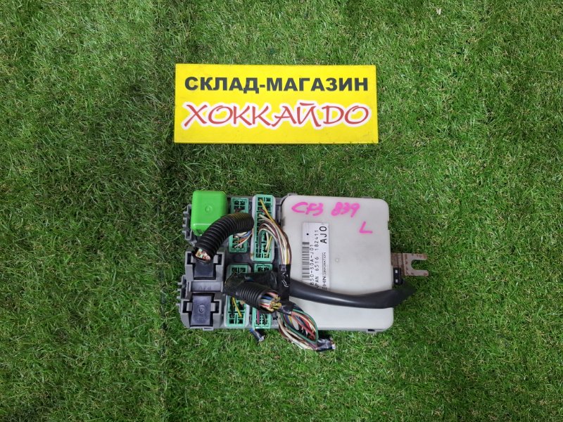 Блок предохранителей Honda Torneo CF3 F18B 06.2000 (б/у)