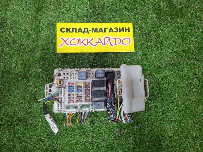 Блок предохранителей Mitsubishi Lancer CS2V 4G15 12.2002 (б/у)