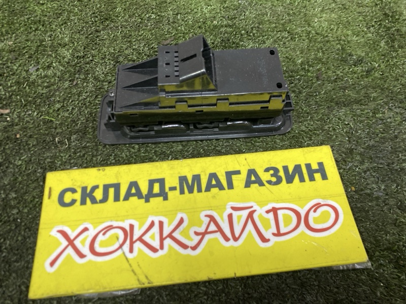Блок управления стеклоподъемниками Daihatsu Pyzar G303G HE-EG 07.1998 (б/у)
