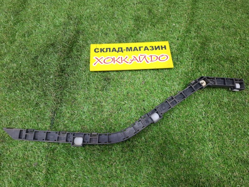 Клипса бампера Honda Accord CL7 K20A 10.2002 задняя левая (б/у)