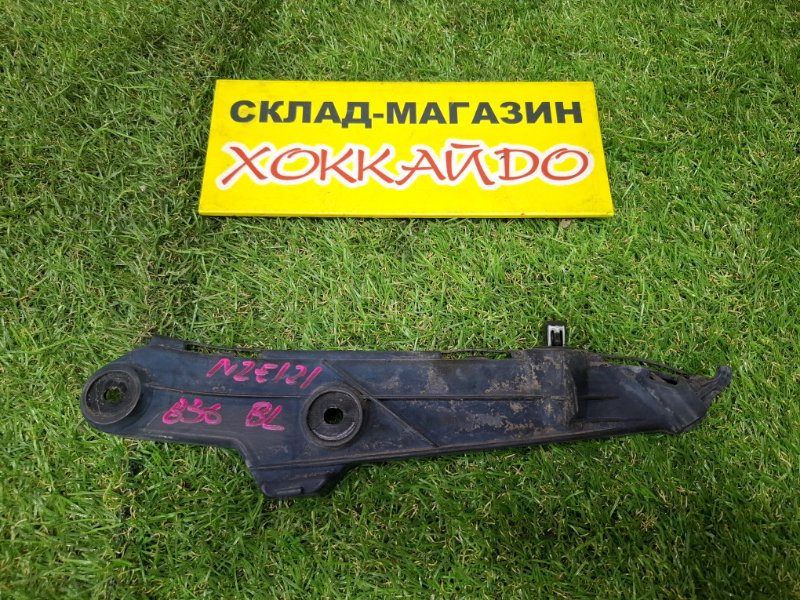 Клипса бампера Toyota Corolla Spacio NZE121N 1NZ-FE 05.2001 задняя левая (б/у)