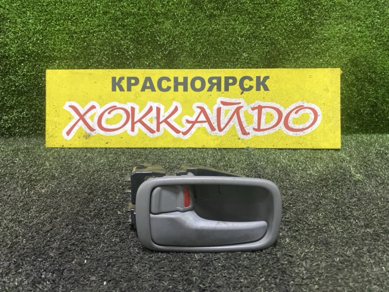 Ручка двери внутренняя Mitsubishi Lancer CS2V 4G15 12.2002 передняя левая (б/у)