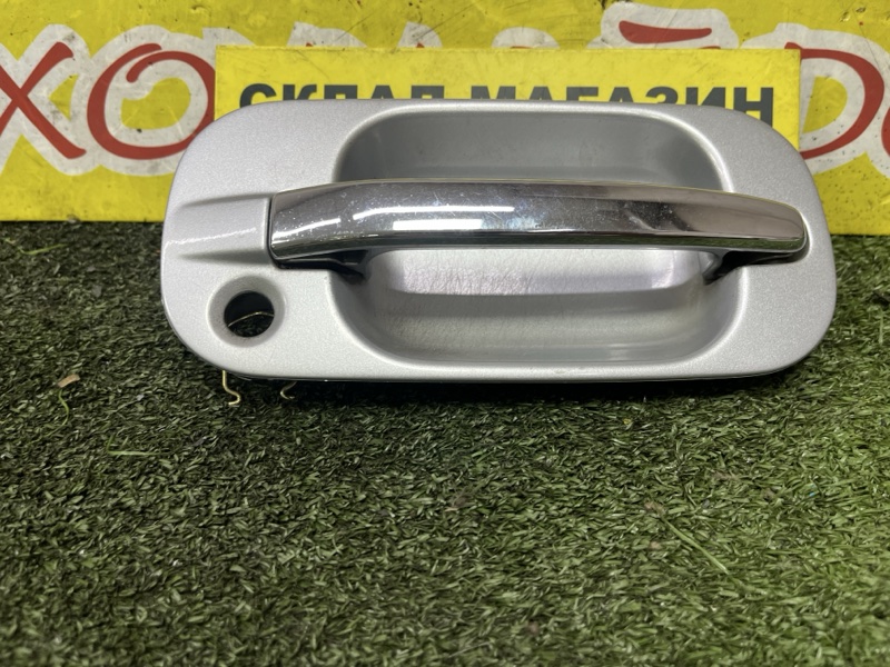 Ручка наружная Honda Stepwgn RF3 K20A 04.2001 передняя правая (б/у)