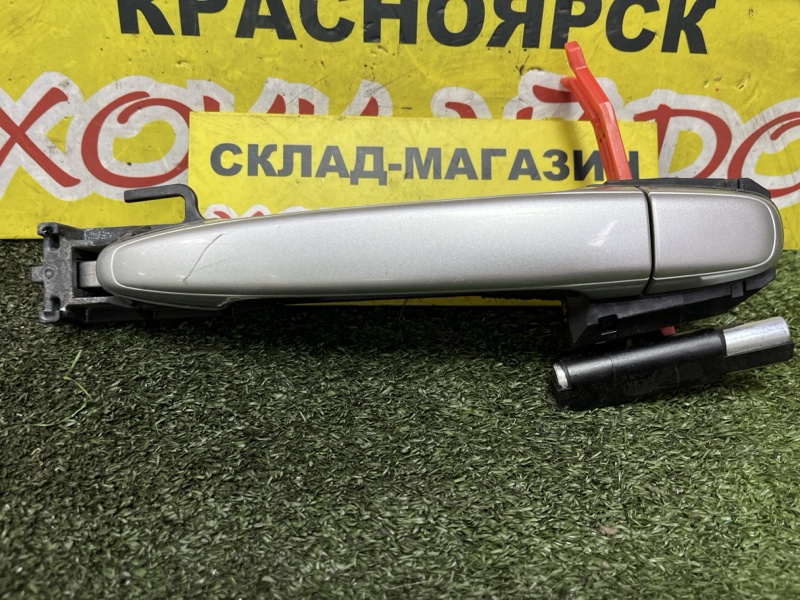 Ручка наружная Toyota Wish ZNE10G 1ZZ-FE 09.2005 задняя правая (б/у)