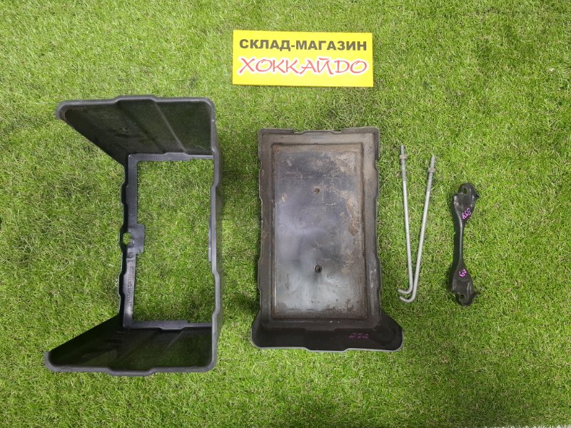 Крепление аккумулятора Honda Stepwgn RF3 K20A 04.2001 (б/у)