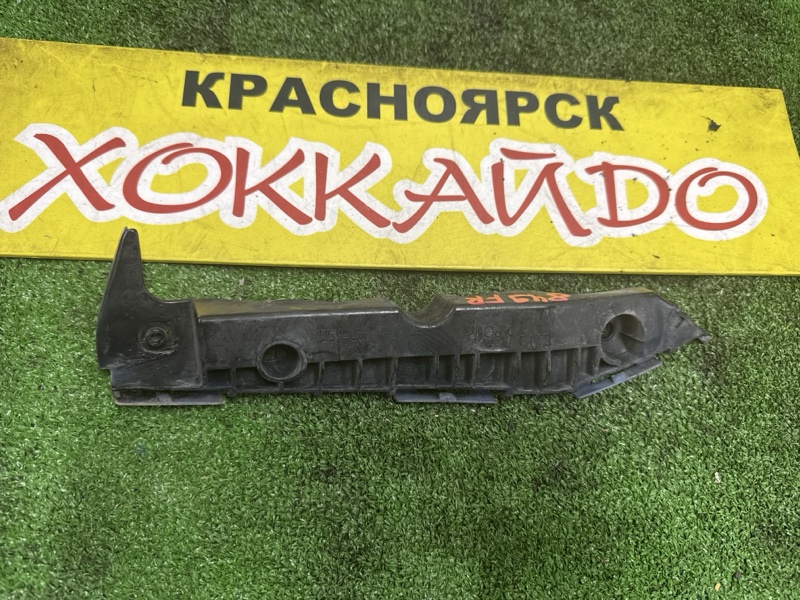 Клипса бампера Toyota Wish ZNE10G 1ZZ-FE 09.2005 передняя правая (б/у)