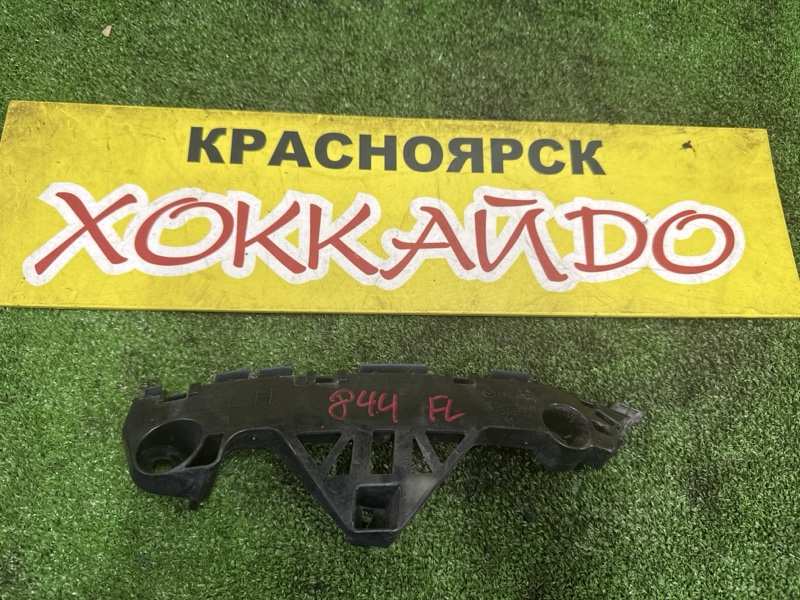 Клипса бампера Mazda Axela BLEAW LF-VE 06.2009 передняя левая (б/у)