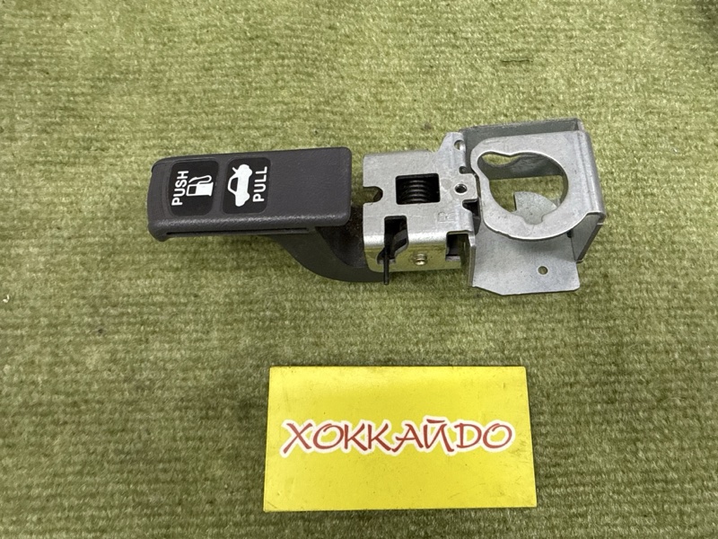 Ручка открывания багажника Honda Torneo CF3 F18B 06.2000 (б/у)