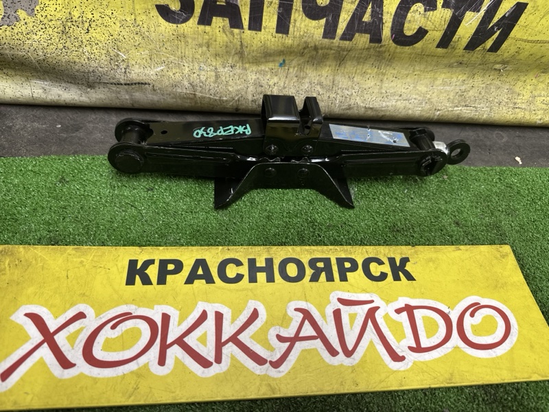 Домкрат Mazda Axela BKEP LF-VE 2007 (б/у)