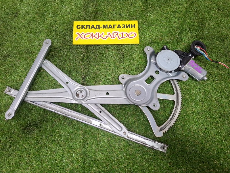 Стеклоподъемник Toyota Wish ANE10G 1AZ-FSE 09.2005 передний правый (б/у)