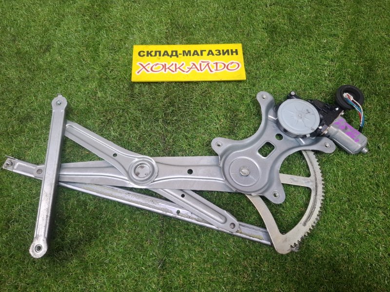 Стеклоподъемник Toyota Wish ZNE10G 1ZZ-FE 09.2005 передний правый (б/у)