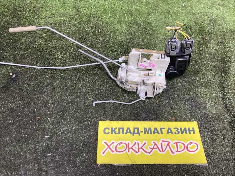 Замок дверной Honda Stepwgn RF3 K20A 04.2001 передний правый (б/у)